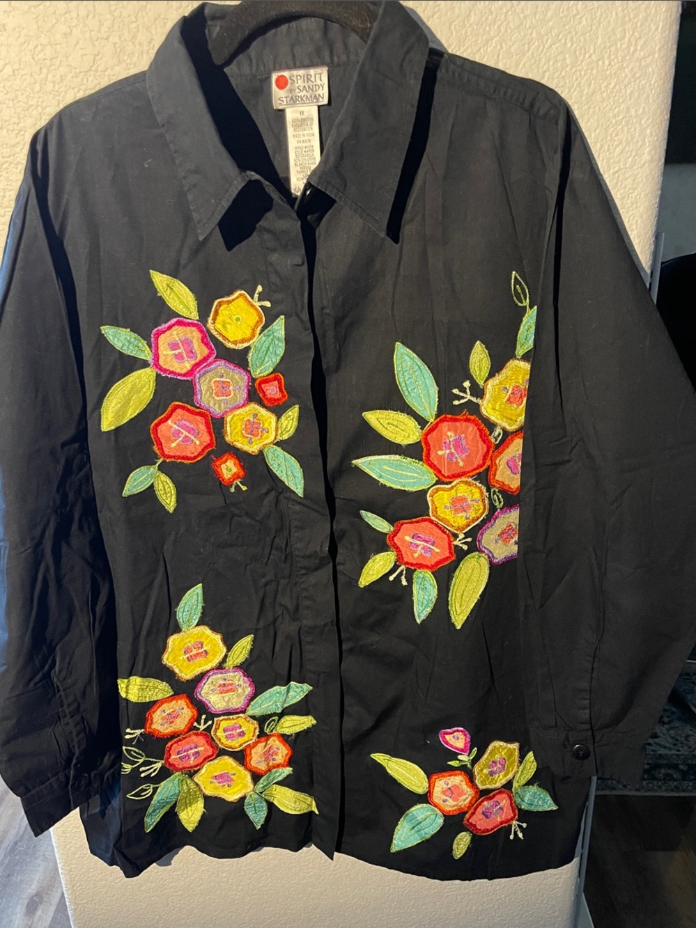 Spirit by Sandy Starkman Black Button-Up Top with Multicolor Floral Embroidered